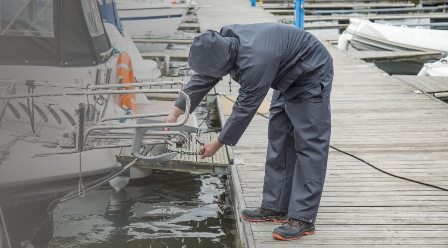 Why choose water damage restoration service for commercial water damage restoration in Acworth